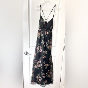Gorgeous Jessica Simpson maxi dress M